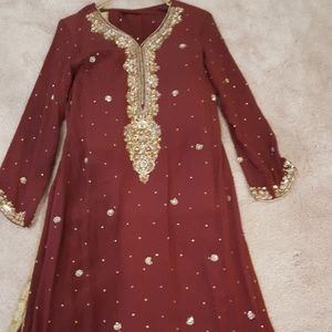 Indian Pakistani women Eid Party dress maroon 3Pcs